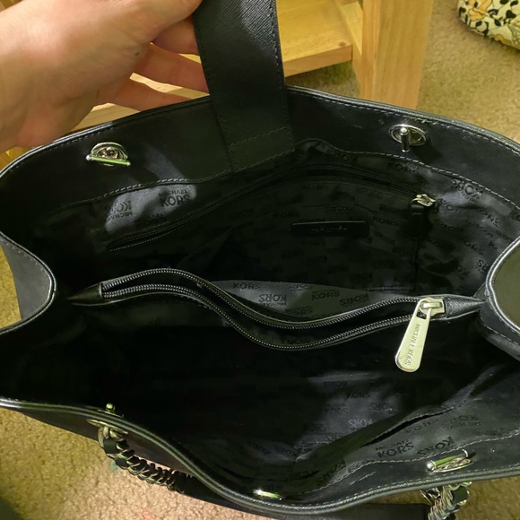 Michael Kors Purse - Picture 2 of 2